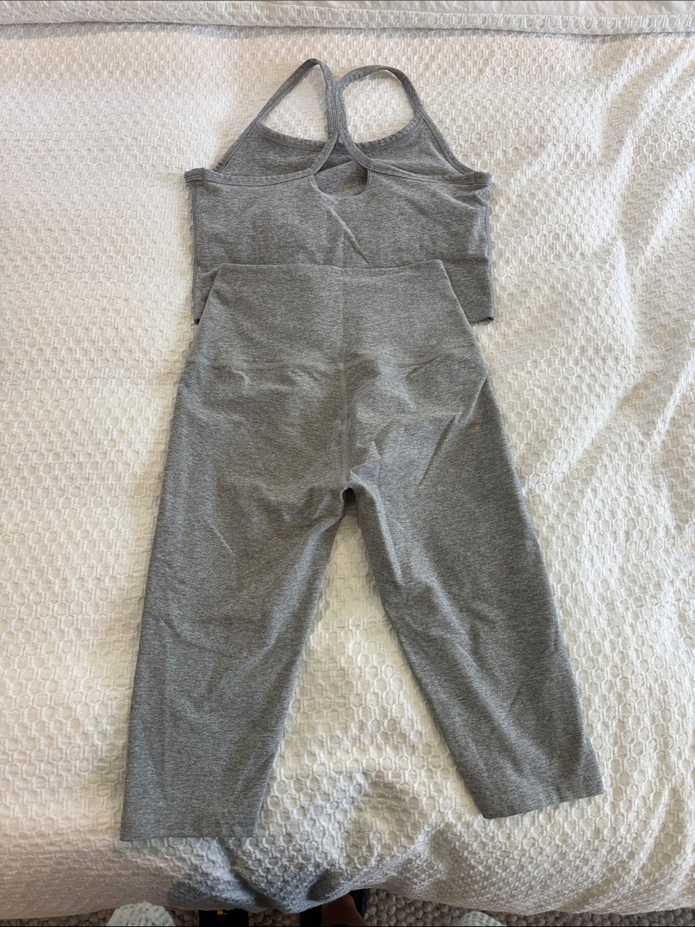 Beyond Yoga - Cropped Tank & High-Waist capri Leggings - Picture 7 of 8